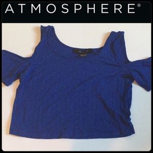 ⬇️ Atmosphere blue crop top size 6